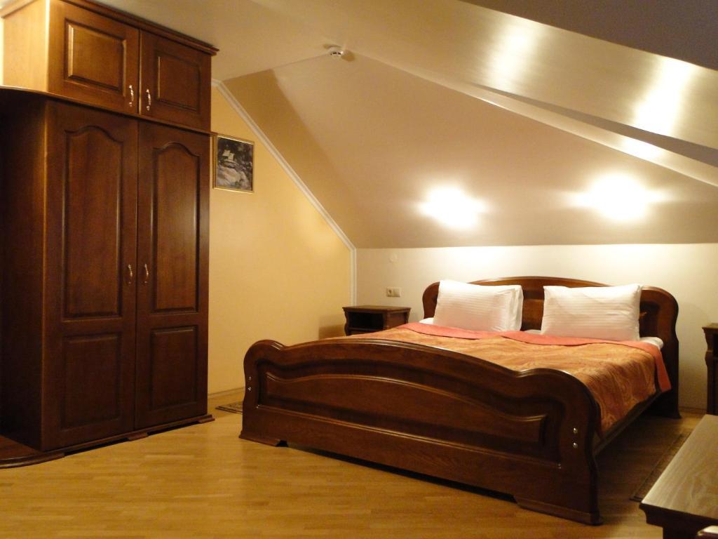 Red Stone Hotel Truskavets Room photo